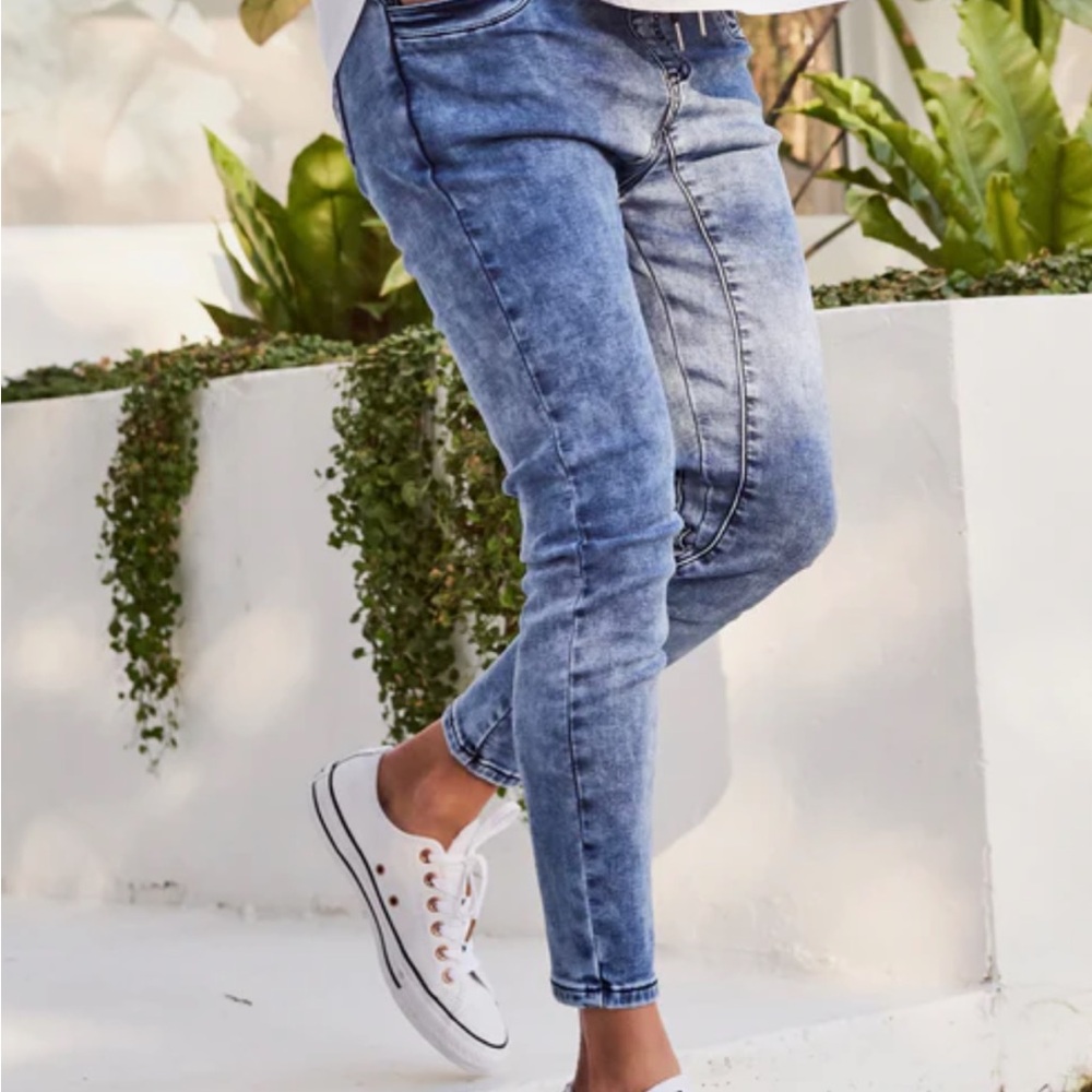 Bae Maternity joggers